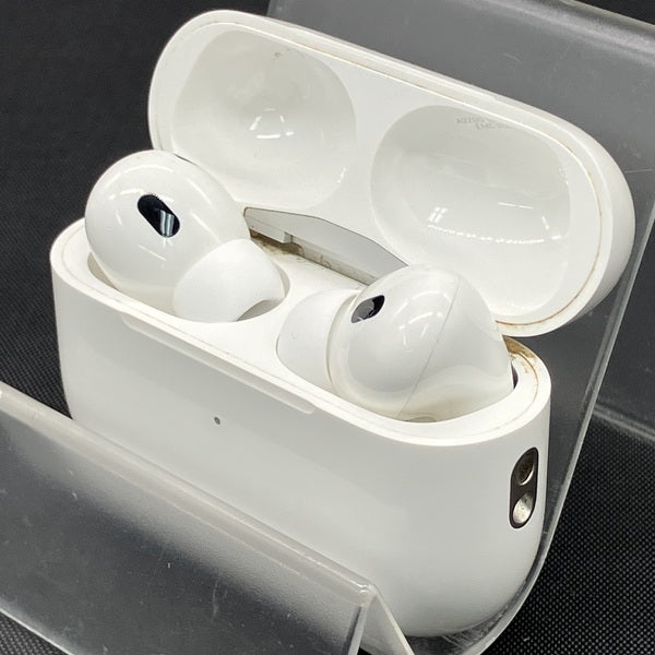 【中古】MagSafe充電ケース(USB-C)付きAirPods Pro(第2世代) MTJV3JA【秋葉原】