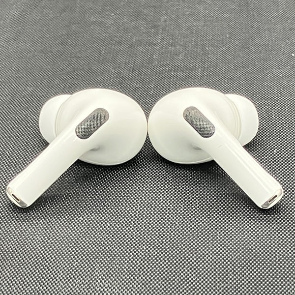 【中古】AirPods Pro 2 BLUETOOTH MagSafe充電ケース Apple 【中古】MagSafe充電ケース(USB-C)付きAirPods Pro(第2