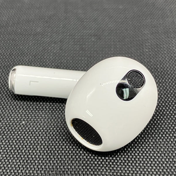 【中古】AirPods 第三世代 ケースと左耳のみ Apple エアーポッズ 第三世代 R片耳 第3世代 AirPods 右耳のみ