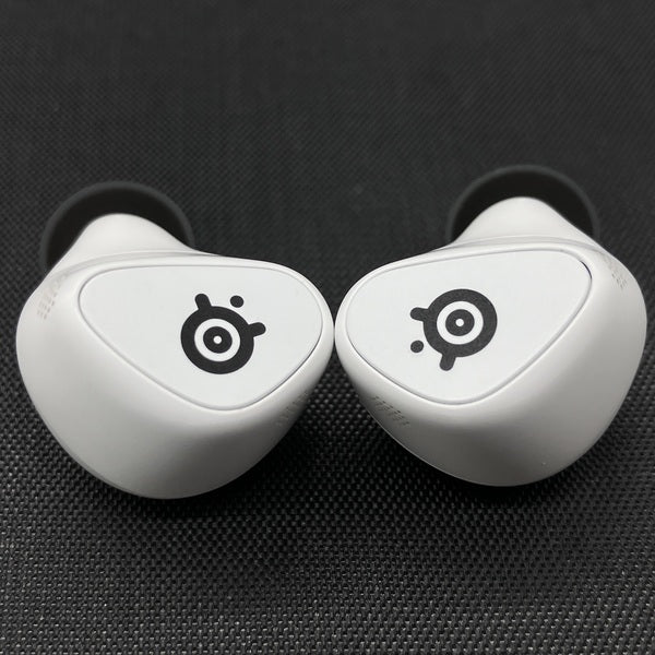 【中古】Arctis GameBuds White 【61682J】【秋葉原】