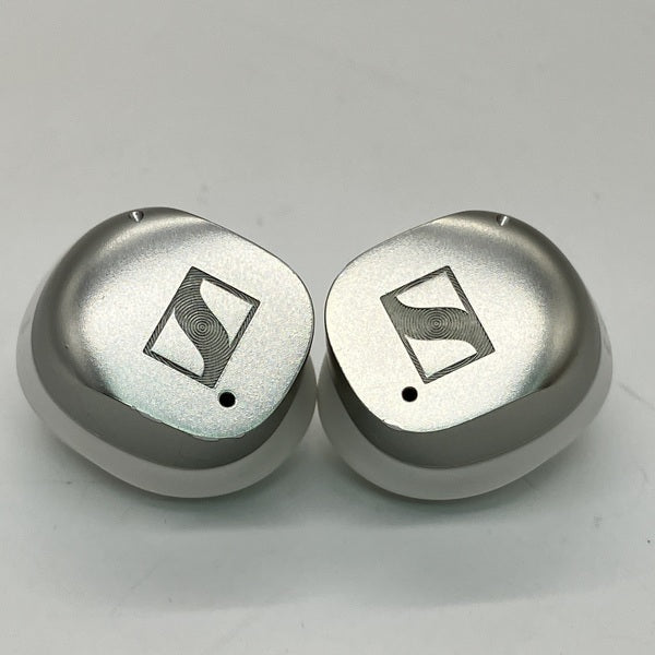 【中古】MOMENTUM True Wireless 4 ホワイトシルバー 【MTW4 White Silver】【秋葉原】