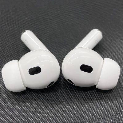 【中古】MagSafe充電ケース(USB-C)付きAirPods Pro(第2世代) MTJV3JA【日本橋】
