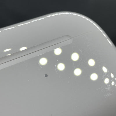 【中古】MagSafe充電ケース(USB-C)付きAirPods Pro(第2世代) MTJV3JA【日本橋】