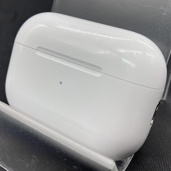 Apple 【中古】MagSafe充電ケース(USB-C)付きAirPods Pro(第2