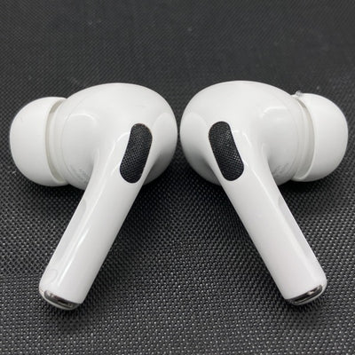 【中古】MagSafe充電ケース(USB-C)付きAirPods Pro(第2世代) MTJV3JA【日本橋】