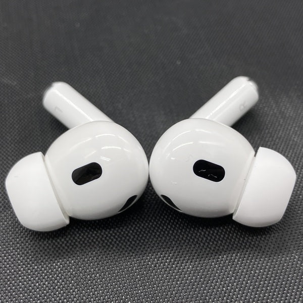AirPods Pro 2 本体 ケース付き 中古 AirPods Pro 第二世代 MagSafe充電ケース付き 中古 ホワイト