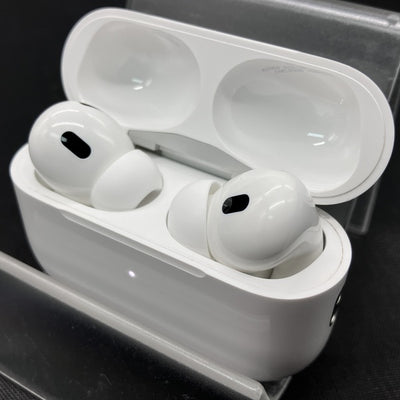 【中古】MagSafe充電ケース(USB-C)付きAirPods Pro(第2世代) MTJV3JA【日本橋】