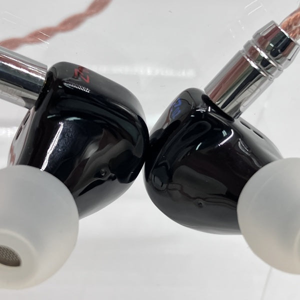 【中古】Z02 (Universal Fit)【秋葉原】