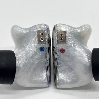 【中古】WHITE TIGER 【QDC-TIGER-S-WH】(ケーブル欠品)【秋葉原】