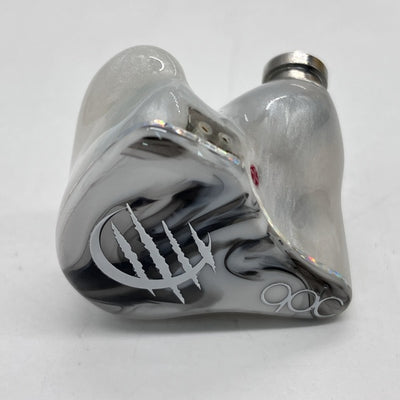 【中古】WHITE TIGER 【QDC-TIGER-S-WH】(ケーブル欠品)【秋葉原】