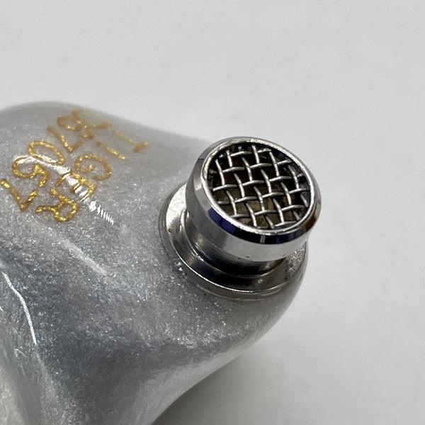 【中古】WHITE TIGER 【QDC-TIGER-S-WH】(ケーブル欠品)【秋葉原】