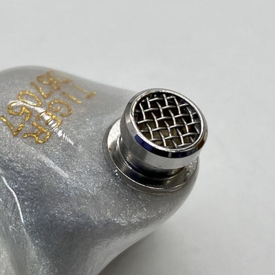 【中古】WHITE TIGER 【QDC-TIGER-S-WH】(ケーブル欠品)【秋葉原】