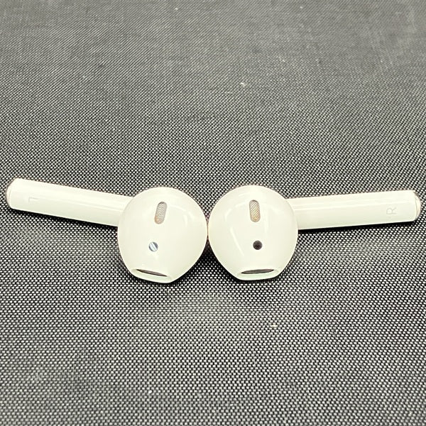 【中古】AirPods MMEF2JA【日本橋】