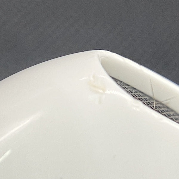 【中古】AirPods MMEF2JA【日本橋】
