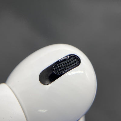 【中古】AirPods Pro MWP22J/A【秋葉原】