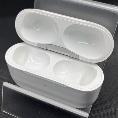 【中古】AirPods Pro 充電ケース(MagSafe)【秋葉原】
