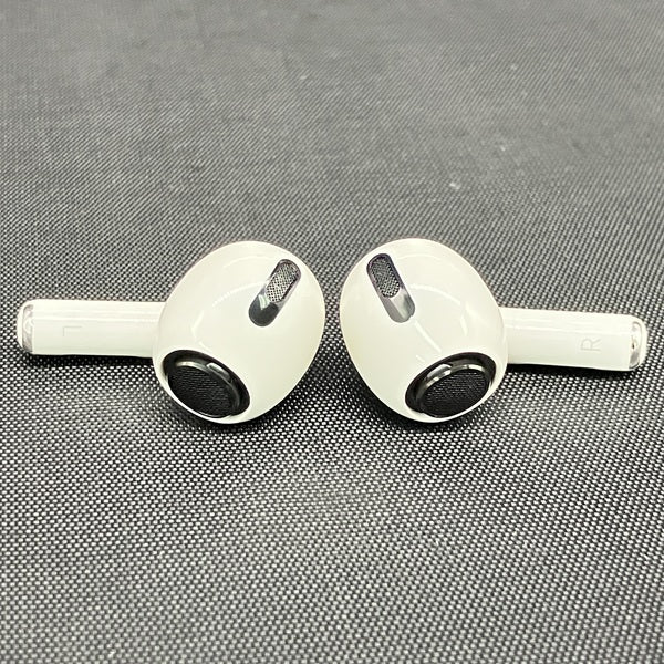 【中古】AirPods Pro MWP22J/A【日本橋】