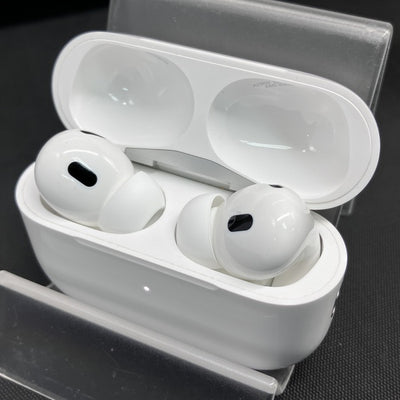 【中古】MagSafe充電ケース(USB-C)付きAirPods Pro(第2世代) MTJV3JA【秋葉原】