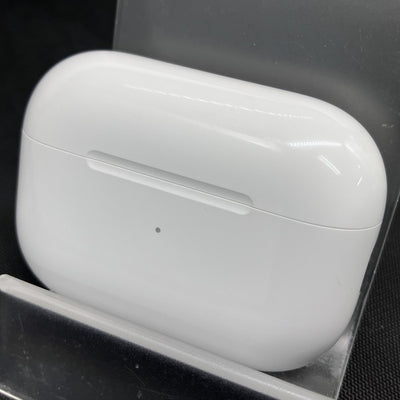 【中古】MagSafe充電ケース(USB-C)付きAirPods Pro(第2世代) MTJV3JA【秋葉原】