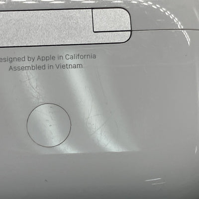 【中古】MagSafe充電ケース(USB-C)付きAirPods Pro(第2世代) MTJV3JA【秋葉原】