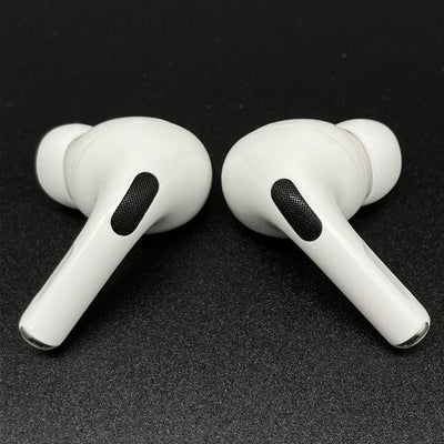 【中古】MagSafe充電ケース(USB-C)付きAirPods Pro(第2世代) MTJV3JA【秋葉原】