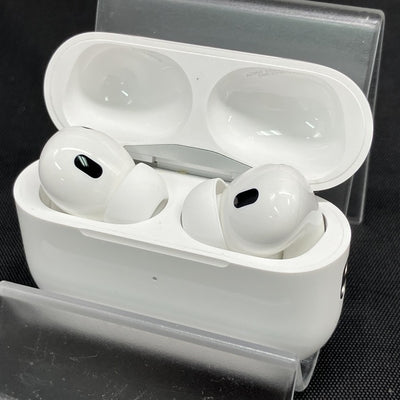 【中古】MagSafe充電ケース(USB-C)付きAirPods Pro(第2世代) MTJV3JA【名古屋】
