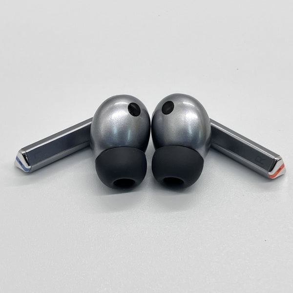 【中古】Galaxy Buds3 Pro シルバー 【SM-R630NZAAXJP】【秋葉原】
