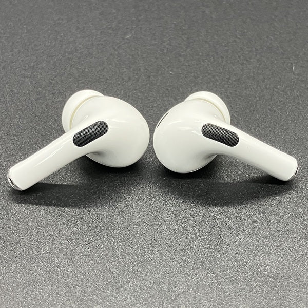 【中古】MagSafe充電ケース(USB-C)付きAirPods Pro(第2世代) MTJV3JA【秋葉原】