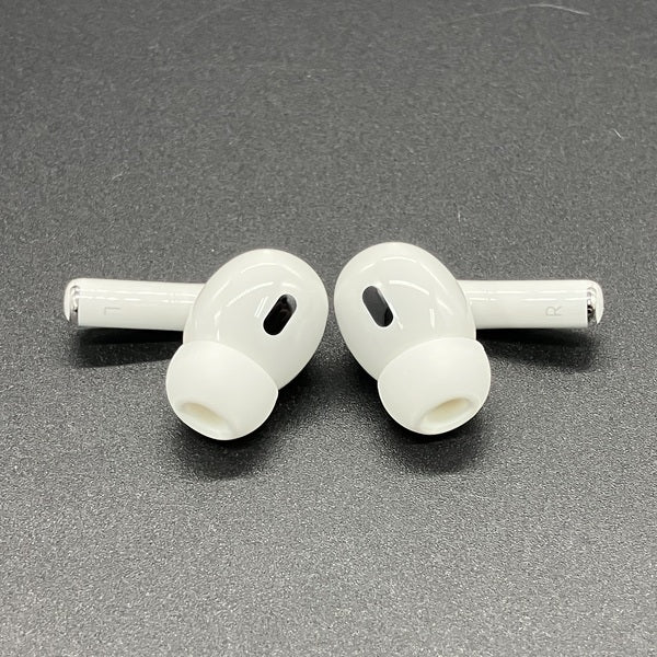 【中古】MagSafe充電ケース(USB-C)付きAirPods Pro(第2世代) MTJV3JA【秋葉原】