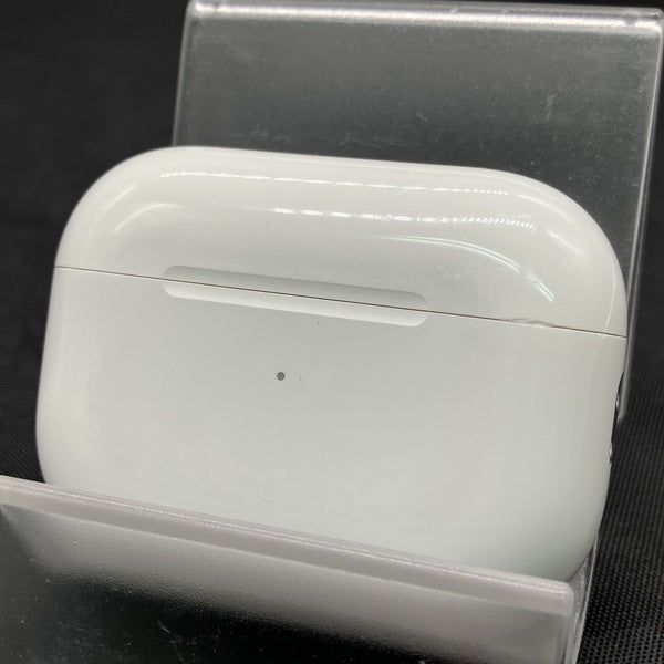 【中古】MagSafe充電ケース(USB-C)付きAirPods Pro(第2世代) MTJV3JA【秋葉原】