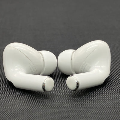 【中古】MagSafe充電ケース(USB-C)付きAirPods Pro(第2世代) MTJV3JA【秋葉原】