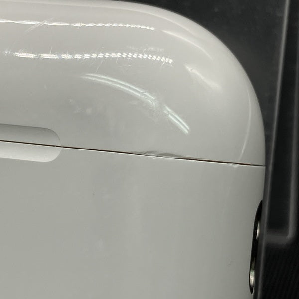 【中古】MagSafe充電ケース(USB-C)付きAirPods Pro(第2世代) MTJV3JA【秋葉原】