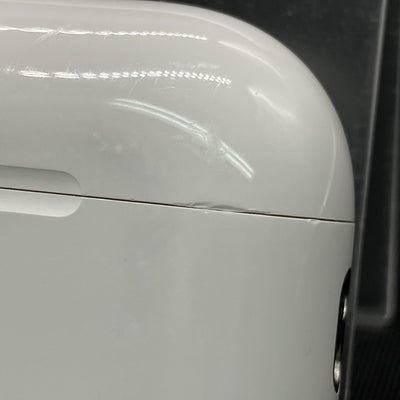 【中古】MagSafe充電ケース(USB-C)付きAirPods Pro(第2世代) MTJV3JA【秋葉原】