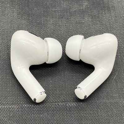 【中古】MagSafe充電ケース(USB-C)付きAirPods Pro(第2世代) MTJV3JA【秋葉原】