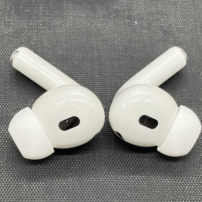 【中古】MagSafe充電ケース(USB-C)付きAirPods Pro(第2世代) MTJV3JA【秋葉原】
