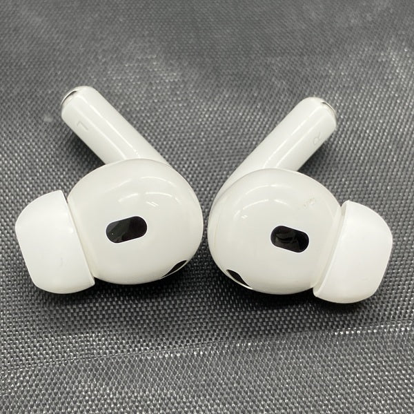 【中古】MagSafe充電ケース(USB-C)付きAirPods Pro(第2世代) MTJV3JA【秋葉原】