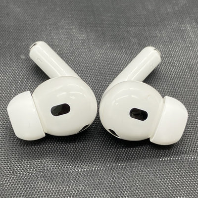 【中古】MagSafe充電ケース(USB-C)付きAirPods Pro(第2世代) MTJV3JA【秋葉原】