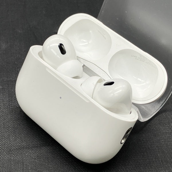 【中古】MagSafe充電ケース(USB-C)付きAirPods Pro(第2世代) MTJV3JA【秋葉原】