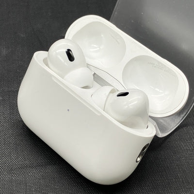 【中古】MagSafe充電ケース(USB-C)付きAirPods Pro(第2世代) MTJV3JA【秋葉原】