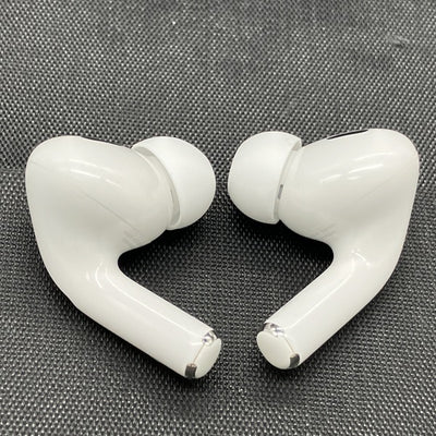 【中古】MagSafe充電ケース(USB-C)付きAirPods Pro(第2世代) MTJV3JA【秋葉原】
