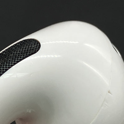 【中古】MagSafe充電ケース(USB-C)付きAirPods Pro(第2世代) MTJV3JA【秋葉原】