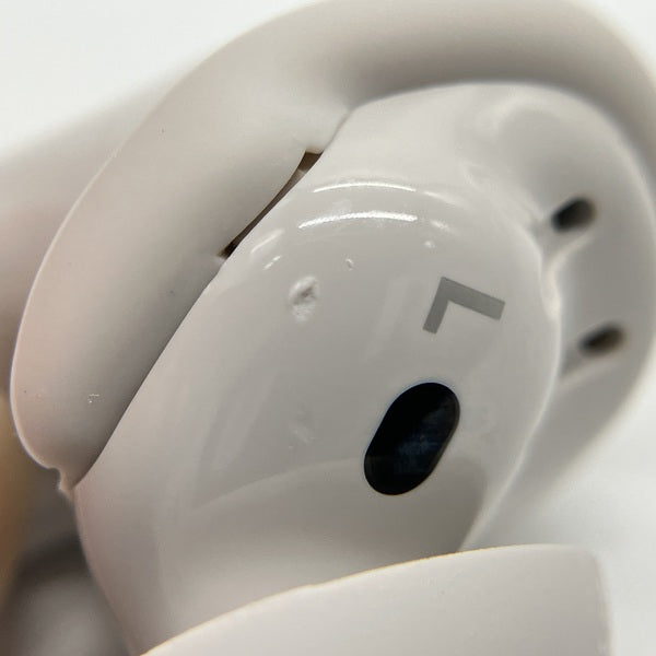 【中古】QuietComfort Ultra Earbuds White Smoke【秋葉原】
