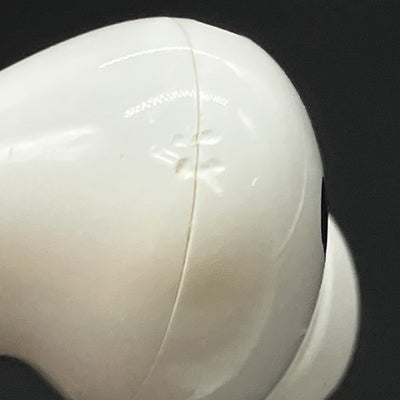 【中古】AirPods Pro (第2世代) MQD83J/A【秋葉原】