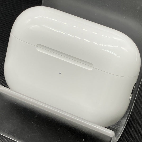 【中古】MagSafe充電ケース(USB-C)付きAirPods Pro(第2世代) MTJV3JA【秋葉原】