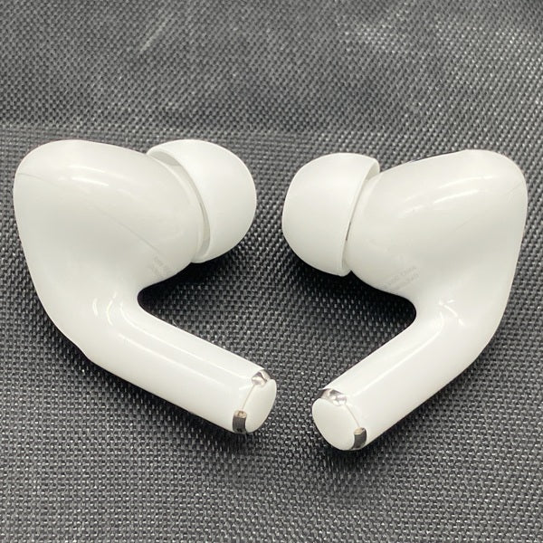 【中古】MagSafe充電ケース(USB-C)付きAirPods Pro(第2世代) MTJV3JA【秋葉原】