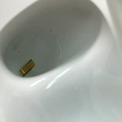 【中古】MagSafe充電ケース(USB-C)付きAirPods Pro(第2世代) MTJV3JA【秋葉原】