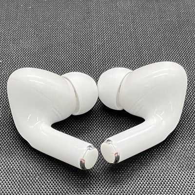【中古】MagSafe充電ケース(USB-C)付きAirPods Pro(第2世代) MTJV3JA【秋葉原】
