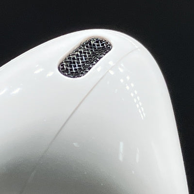 【中古】MagSafe充電ケース(USB-C)付きAirPods Pro(第2世代) MTJV3JA【秋葉原】