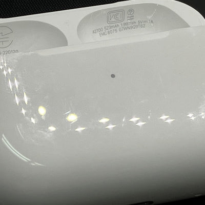【中古】AirPods Pro (第2世代) MQD83J/A【秋葉原】