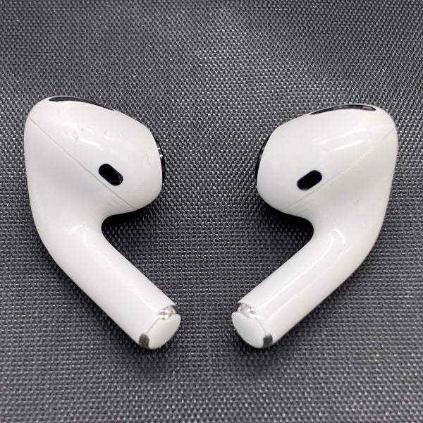 【中古】AirPods Pro MWP22J/A【秋葉原】